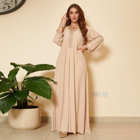 Vestido acampanado con encaje