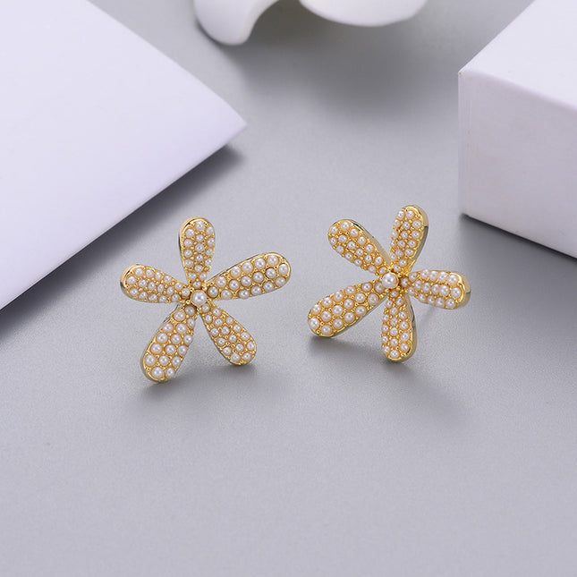Flower Inlaid Pearl Earrings