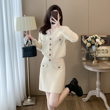 Traje de dos piezas de cárdigan y falda de manga larga de punto