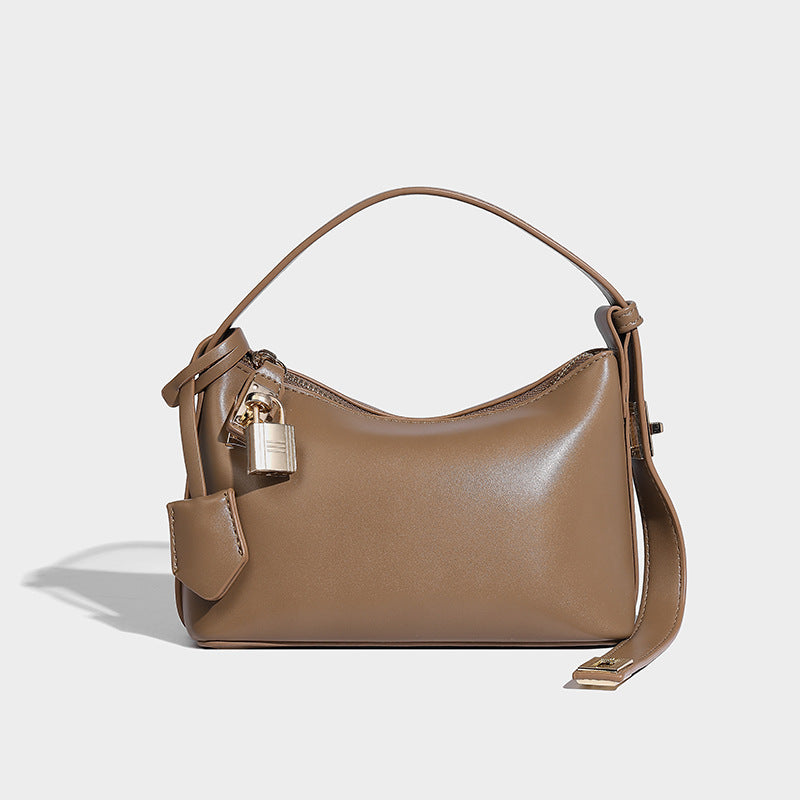 Special Interest Light Luxury Classical Underarm Bag