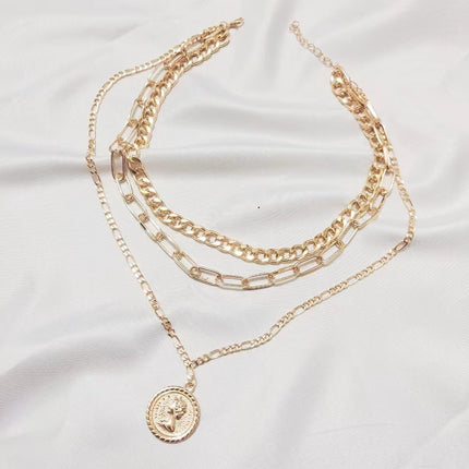 Beauty Head Pendant Necklace