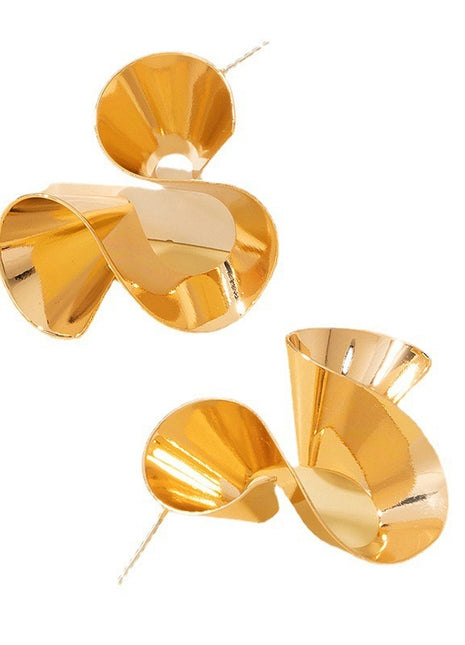 Simple Ruffled Skirt Earrings